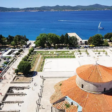 Amazing In W/ 2 Bedrooms Appartamento Ražanac